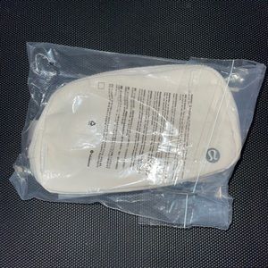 LULULEMON White Opal Everywhere Belt Bag